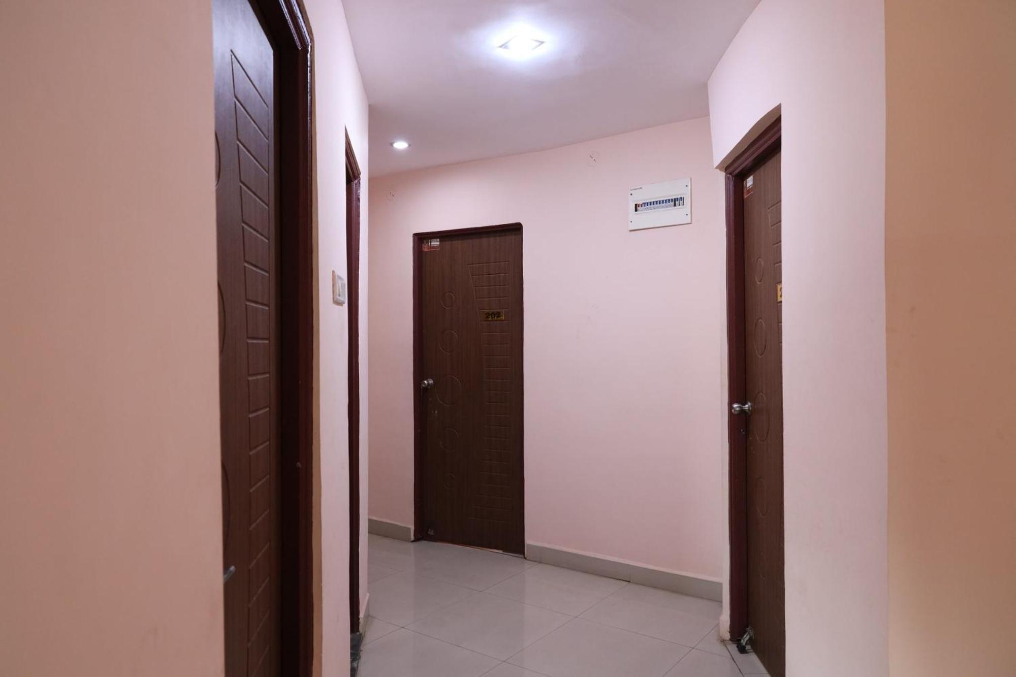 Hotel O Prithvi Inn Nágpur Kültér fotó
